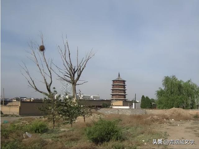 走进应县木塔
