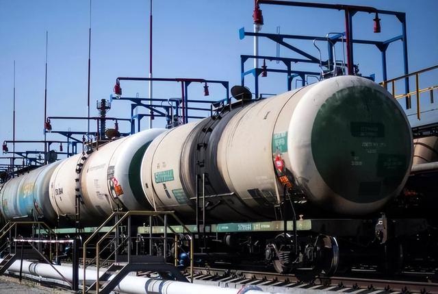 明明守着南海巨量石油，连文莱都在挖，为何我国却一直到处买油？