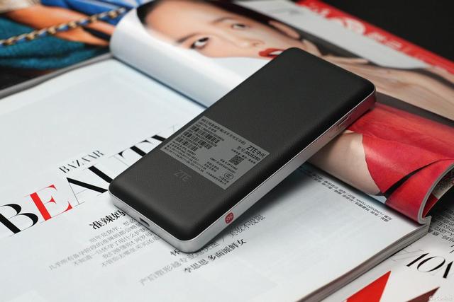 5G随身WiFi售价1899元起！续航强、5G频段多，就是贵了点！