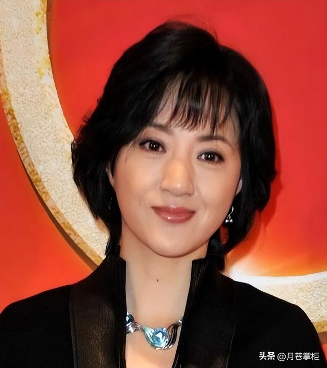 与春晚导演有染、插足别人家庭、精神病，金玉婷身上哪个标签是真