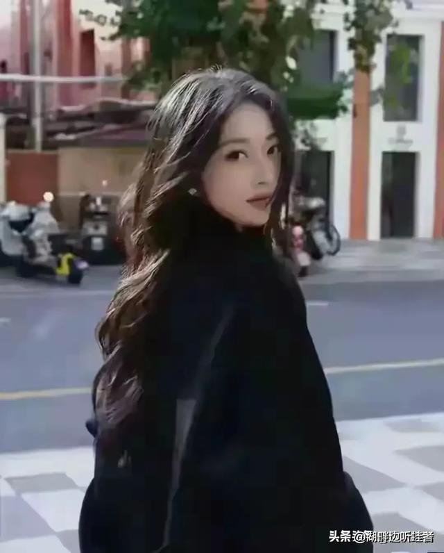 上海校花，172cm身段45kg，美得太犯规，让人容易犯罪啊