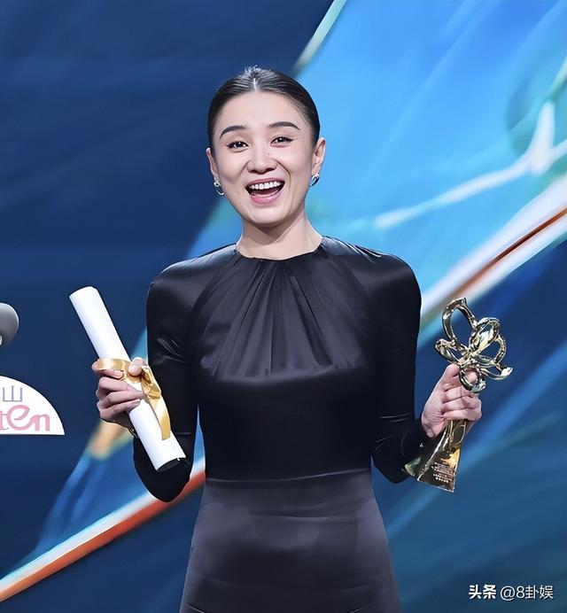 成龙因病去世、赵本山灵堂、宋佳知三当三，现在的造谣越来越离谱