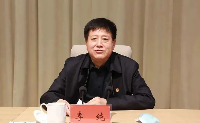 中纪委连发12人被查
