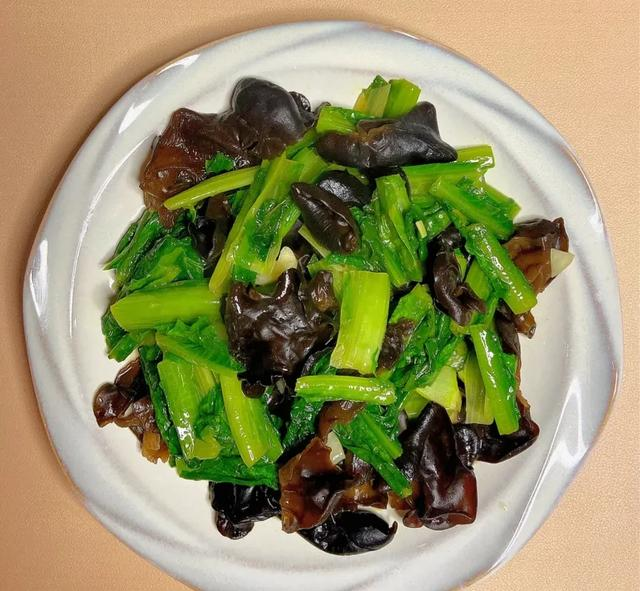 给肺“洗洗澡”！这家常食物三天吃一次，消炎杀菌，肺净少咳嗽