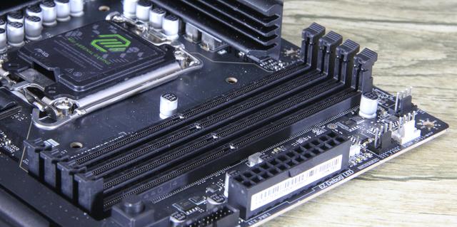 全能选手登场！Intel酷睿Ultra5 230F联手微星B860M迫击炮