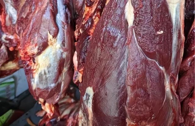 “人造假牛肉”市场泛滥！做法极其恶心，以后买牛肉认准这4点