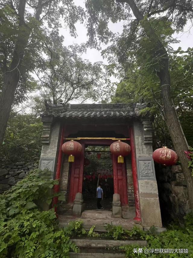 章丘大山深处有一座始建于宋元时期的古庙宇：杓峪庵