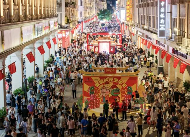假期人气火爆！厦门继续跻身全国前十！向世界发出邀请→