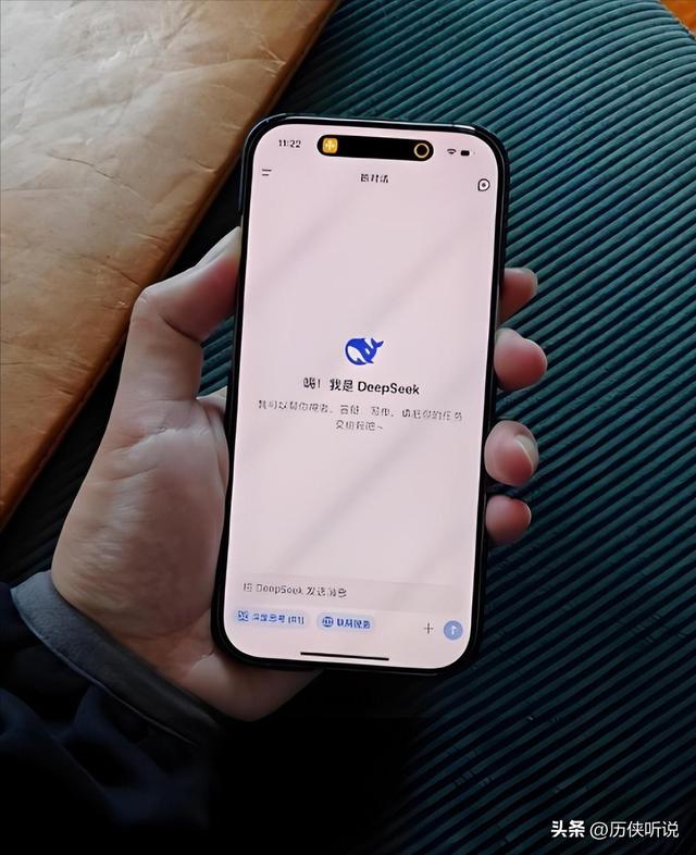 28岁华裔天才，硅谷最年轻亿万富翁，为特朗普献策：封锁中国AI！