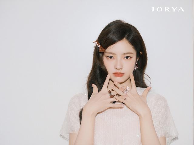 许我耀眼带火JORYA，30 年老牌名媛风，为什么还可以突然爆火