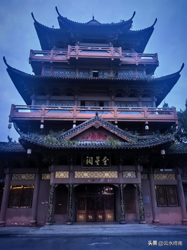 “万里长江第一古镇”，不但有好吃好玩的，还曾撑起中国半壁文脉