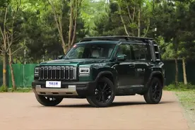 2.0T、四驱，美系硬派SUV味道！哈弗猛龙燃油版来了！图片