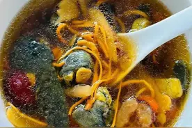 好气色是吃出来的！建议：女人多吃这5碗汤，补足气血，面色红润图片