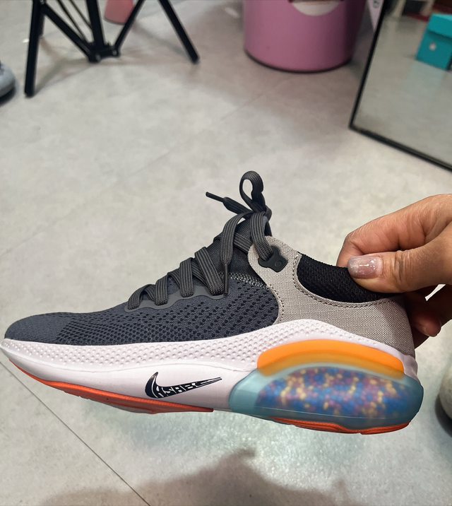 李佳琦带货被狂喷！电商平台乱象震惊世人！双11到底带给我们什么