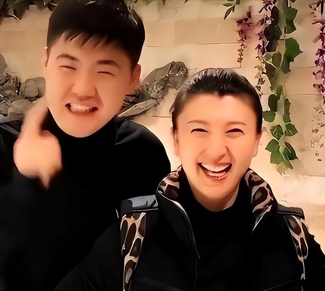 “后坐力”太大！闫学晶又被爆出猛料，她和儿子已经一个也跑不了