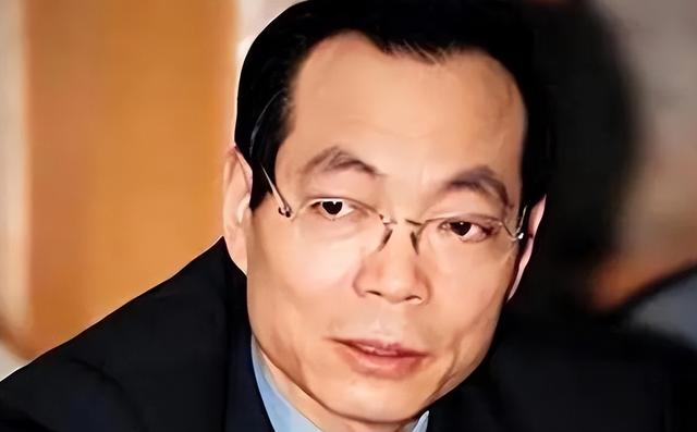 风流成性、老少通吃，被称女人中极品的她，为何56岁依旧单身？