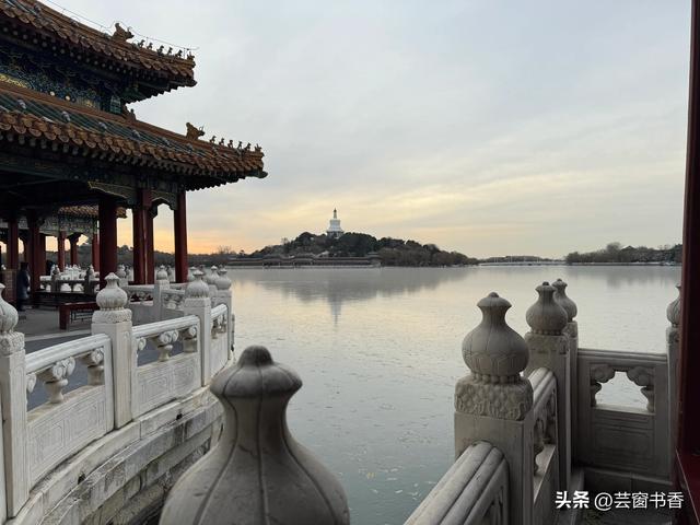 30分钟治愈你的焦虑，带你漫步最治愈的公园之一：北海公园
