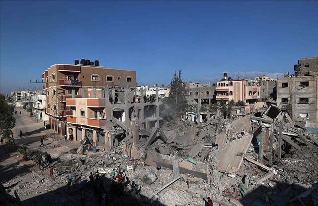 停火协议成杀人执照？3周屠杀97个孩子，援助车缩水85%活活饿死人