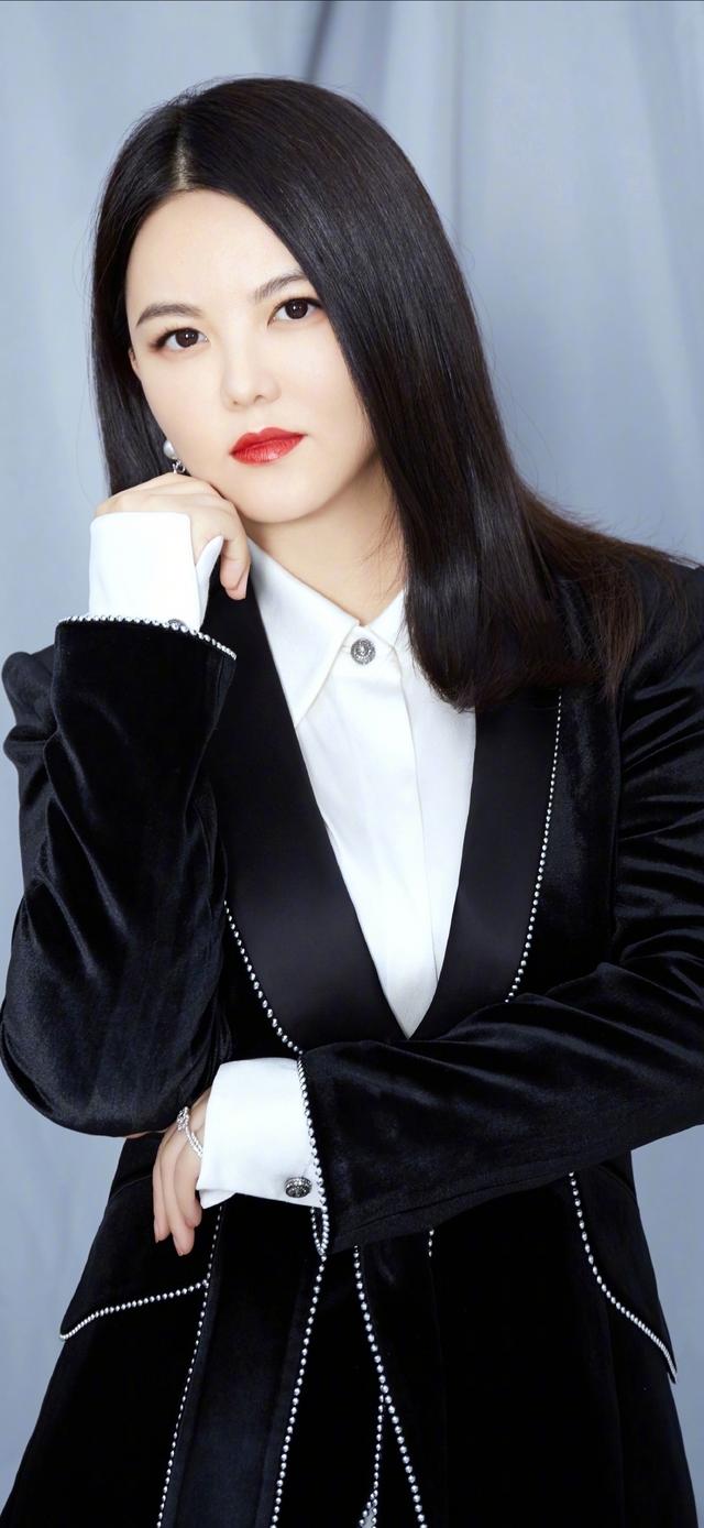 王岳伦也没想到，李湘捧在手心的女儿王诗龄，竟给她惹了个大麻烦
