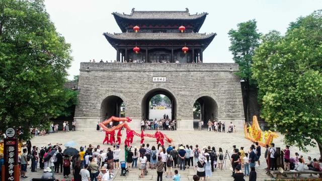 国庆×中秋双节狂欢！台儿庄古城日夜连嗨，等你来打卡！
