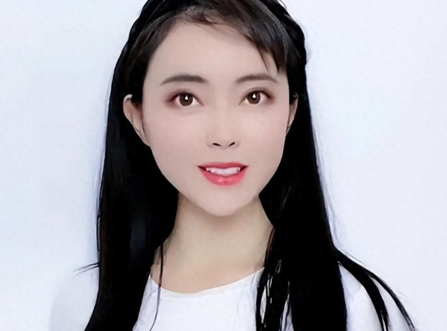 从陕北放羊娃到被贴标签，她因身材被记住十年，也被困了十年
