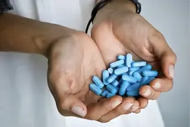 老年人能吃西地那非吗？可别擅自行事！不妨先搞明白4件事再决定图片