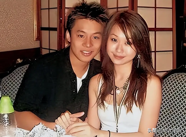 霍启仁举办婚礼，大嫂郭晶晶缺席，才过几天恶心的一幕就发生了