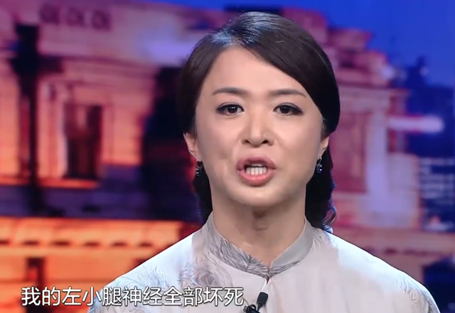 逃到国外半年，57岁金星大变样，肩宽体胖男人味太浓，胸都缩水了