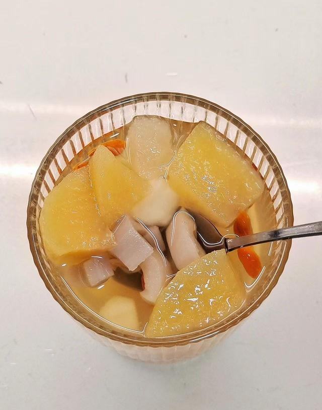 对肺特好的“4碗汤”，建议秋天要多吃，人人吃得起，别不懂吃