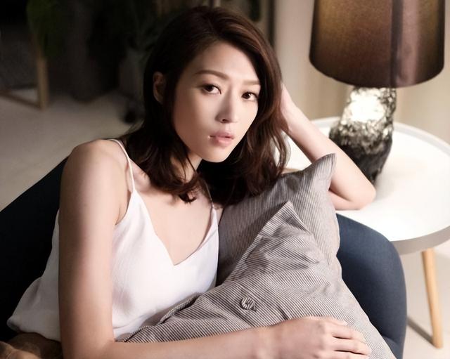 16岁已是人间尤物，4年换20个男人，找到老实人接盘后收心做人妻