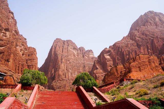 新疆库车的历史遗迹和丝路文化