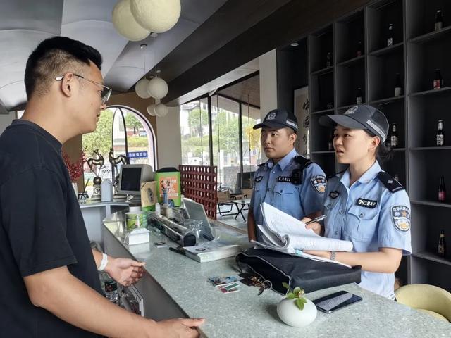 湖北公安｜【阳光下的守护】恩施公安：持续打造“旅游警务”品牌 全方位守护 让游客放心来舒心游