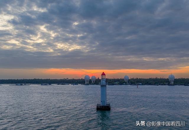 海南文昌：清澜海湾日出美景如画