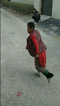“姑娘，不是什么照片都能随便发的！”哈哈哈亮点都看到了！