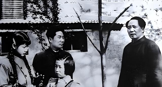 如果毛岸英不牺牲	，毛主席会不会让他接班？历史早就给出了答案