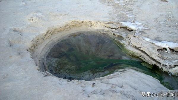 乾安泥林记：大地失序的褶皱，或时间的另一种形态