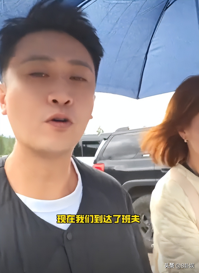 闯祸了！央视主持人出国旅游，携妻女高调炫海外生活，被网友骂惨