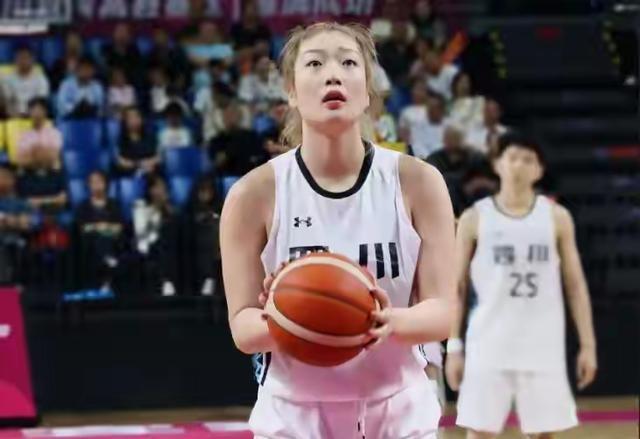 就在今天！11月16日凌晨，全运女篮传来李梦，杨舒予的最新消息