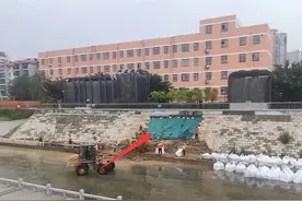 25亿整治的河道半年就现塌方：里面蛀虫肯定有不少，就看敢不敢查图片