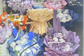 母亲节消费暖意浓：鲜花是首选 消费选择呈年轻化趋势图片