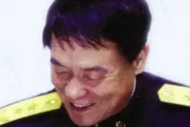 他是海军第六任司令员，60岁成为上将，积累成疾63岁病逝图片