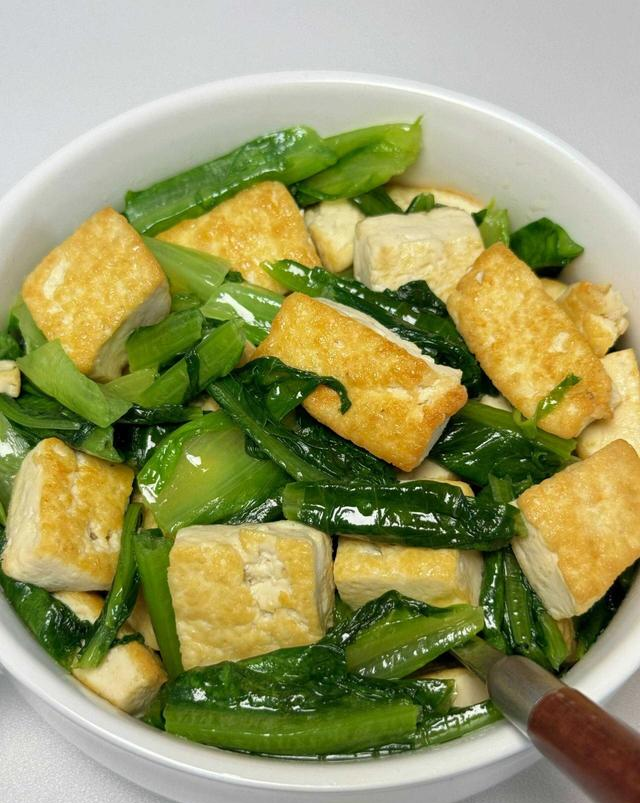 冬天多吃，一通便，二壮骨，三明目	，营养丰富，简单一做好香啊