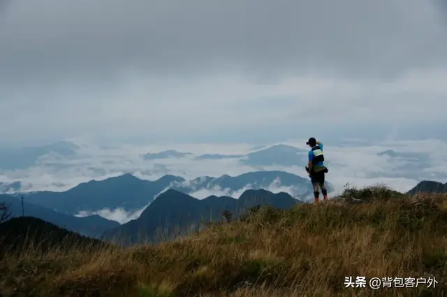 3天2晚轻装挑战“华东千八”云海日出、万亩草甸，徒步圈封神线！