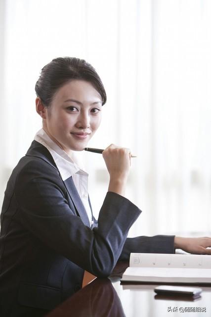 标题：《沉默并非，无话可说》