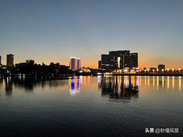 又挖到一个被严重低估的避暑小城，夏日均温21°C，比六盘水还舒服