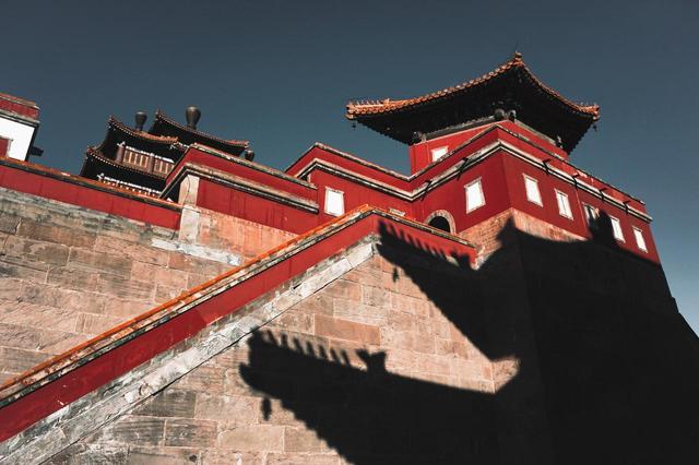 北京人逛完承德和张家口，忍不住说：承德与张家口差别太大