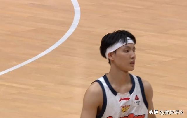 CBA最新排名：北京3连胜冲上第1 广东领衔5队全胜 上海爆冷输球