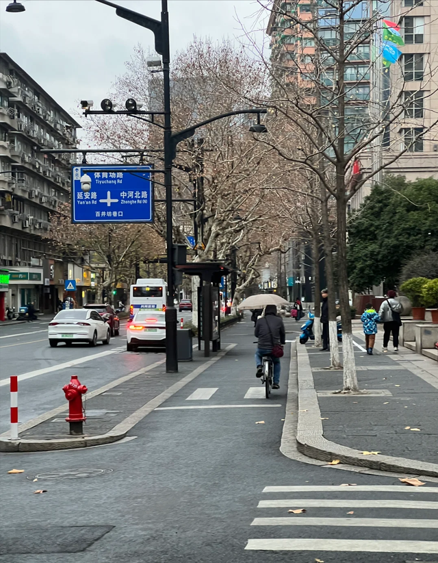 告诉大家一个坏消息：上海、广州出现3大怪象，正在蔓延，需深思