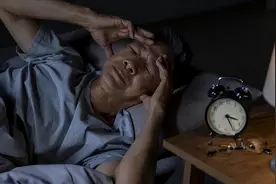半夜耳朵嗡嗡作响？医生：别以为是累了，或是这3种疾病前兆图片