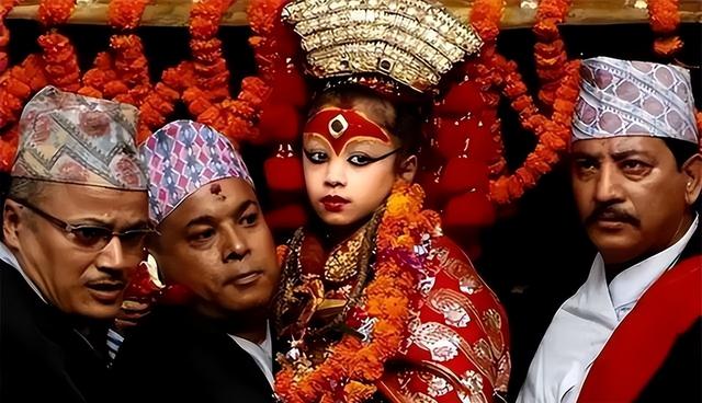 尼泊尔的月经羞辱：在这个国家，女人每个月都要被放逐一次